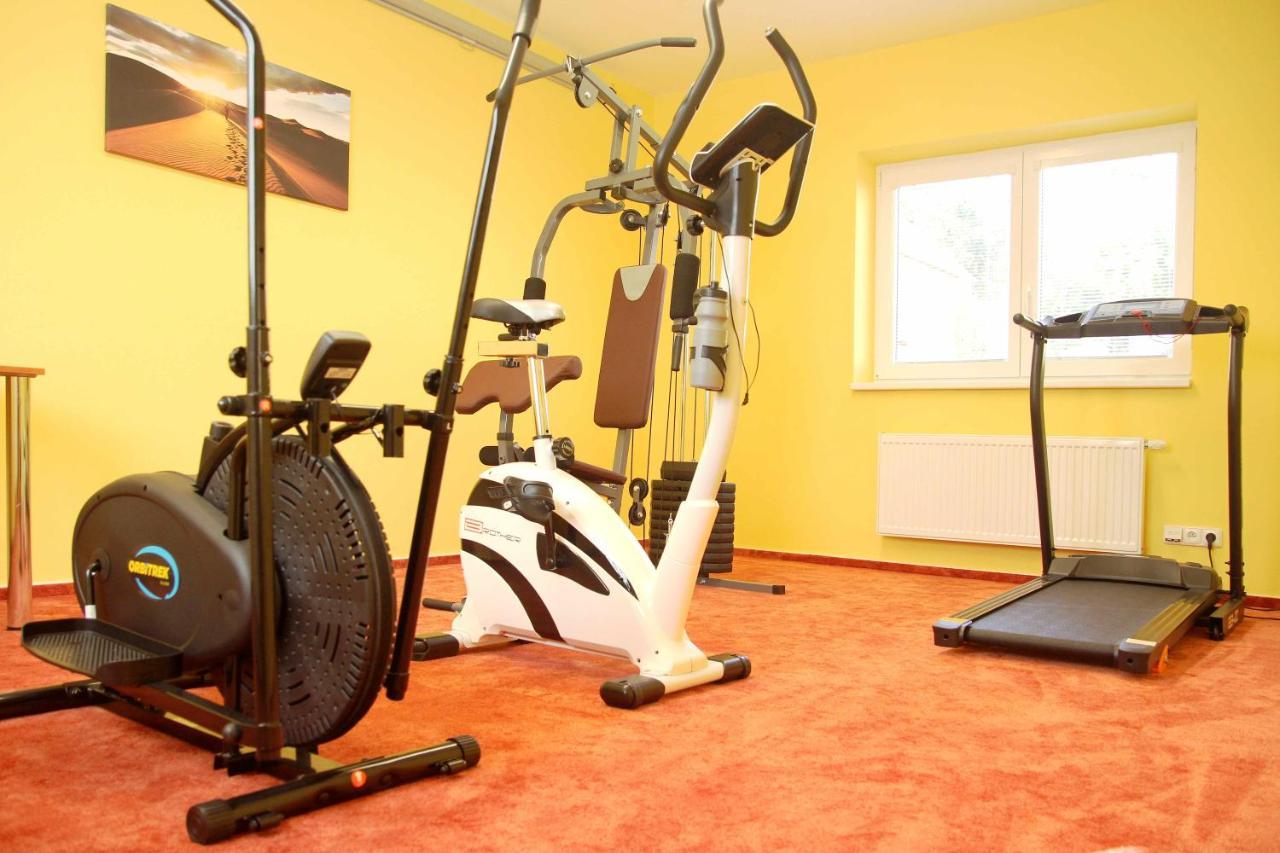 Cerny Kocour Apart Hotel Sarovy Dış mekan fotoğraf